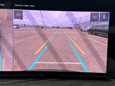 Used 2025 Audi Q5 Premium Plus w/ Premium Plus image 13