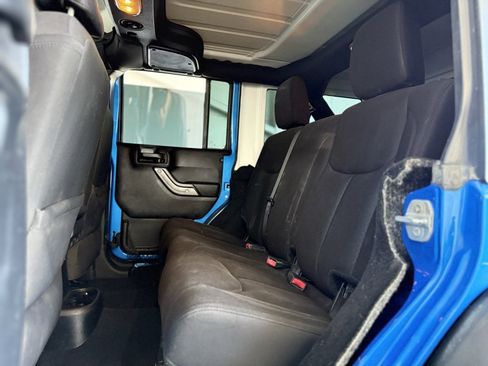 Used 2015 Jeep Wrangler Unlimited Sport w/ Quick Order Package 24S image 14