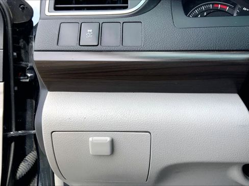 Used 2015 Toyota Camry LE FWD image 33