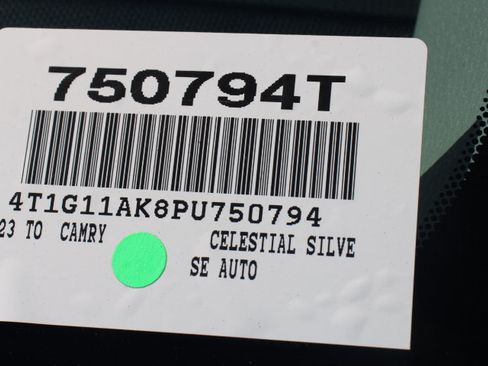 Used 2023 Toyota Camry SE FWD image 29