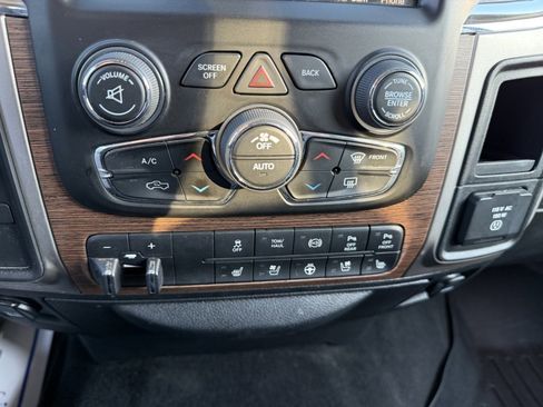 Used 2017 RAM 3500 Laramie image 24