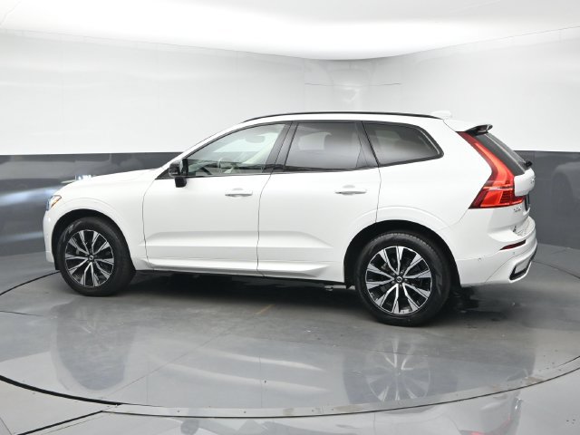 Used 2024 Volvo XC60 B5 Plus w/ Protection Package Premier AWD/4WD image 6