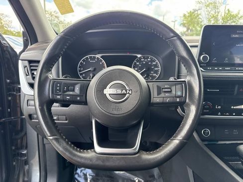 Certified 2023 Nissan Rogue SV w/ SV Premium B Package FWD image 29