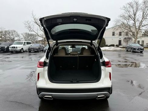 Used 2022 INFINITI QX50 Luxe image 10
