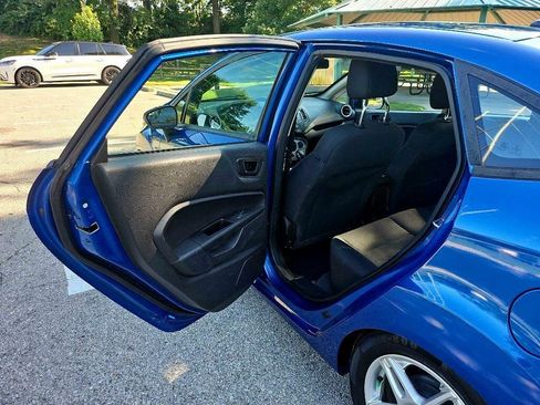 Used 2019 Ford Fiesta SE w/ Cold Weather Package image 23