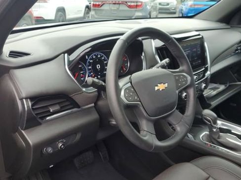 Used 2023 Chevrolet Traverse High Country w/ LPO, Floor Liner Package AWD/4WD image 11