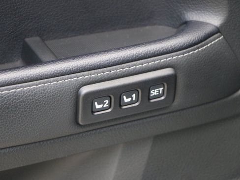 Used 2020 Toyota 4Runner Limited AWD/4WD image 17