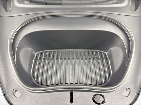 Used 2025 Tesla Model 3 Long Range RWD image 18