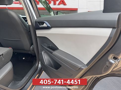 Used 2024 Volkswagen Taos SE FWD image 25