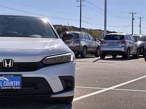 Used 2024 Honda Civic Sport image 11