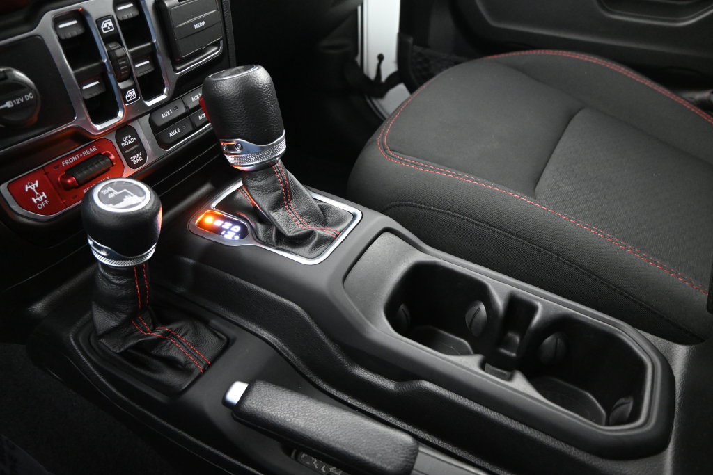 Used 2023 Jeep Wrangler Unlimited Rubicon w/ LED Lighting Group AWD/4WD image 33