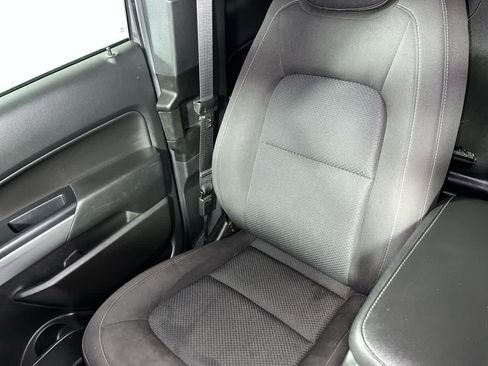 Used 2022 Chevrolet Colorado LT w/ Fleet Safety Package image 25