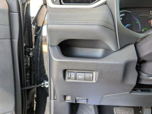 Used 2025 Toyota RAV4 LE image 11