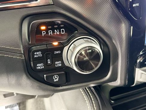 Used 2022 RAM 1500 Limited AWD/4WD image 17