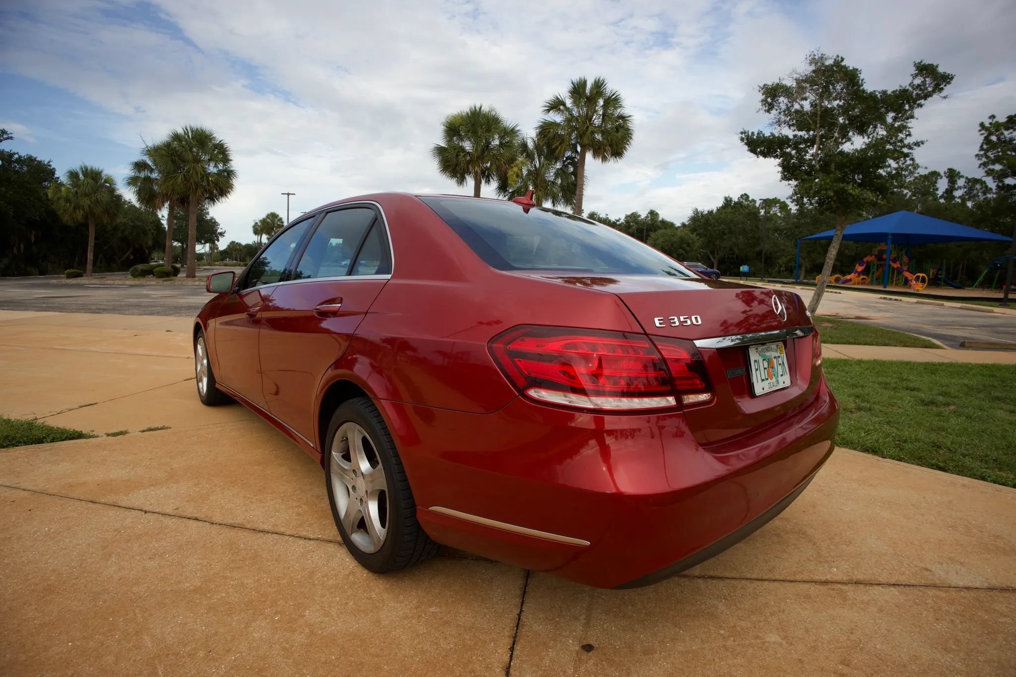 Used 2014 Mercedes-Benz E 350 4MATIC Sedan image 8