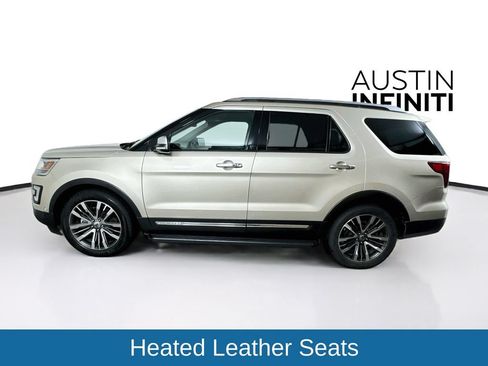 Used 2017 Ford Explorer Platinum AWD/4WD image 4