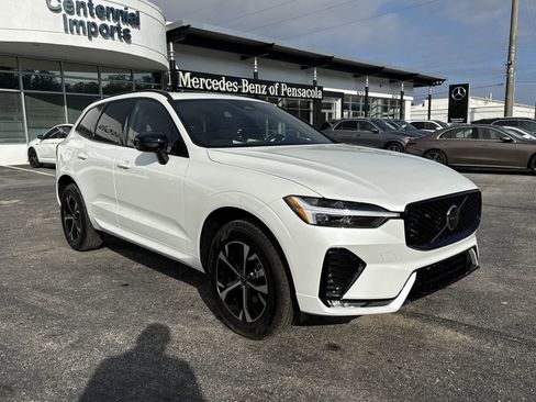 New 2026 Volvo XC60 B5 Core w/ Protection Package image 7