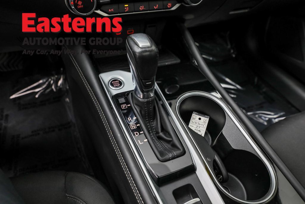 Used 2024 Nissan Altima 2.5 SV w/ SV Premium Package AWD/4WD image 15