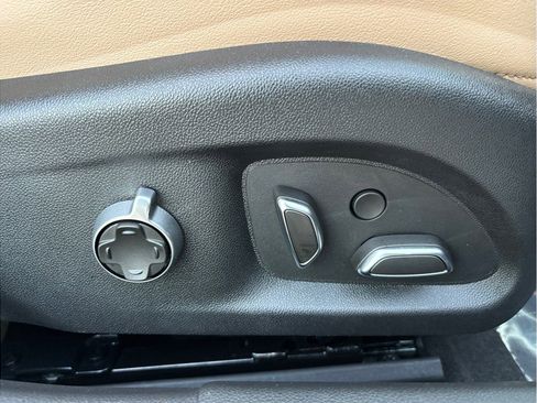 Used 2025 Cadillac CT5 Premium Luxury image 50