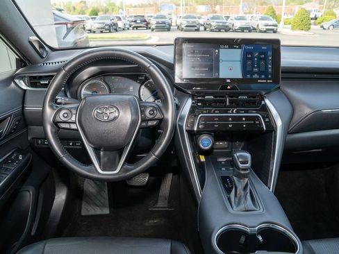 Used 2021 Toyota Venza Limited w/ Advanced Technology Package image 7