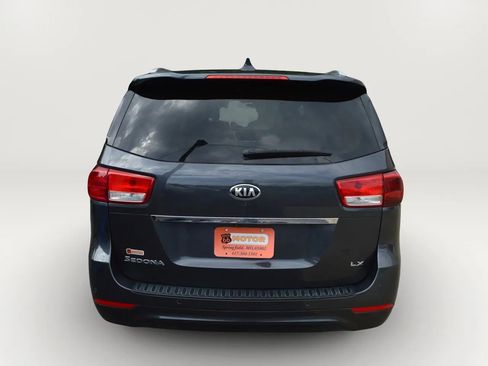 Used 2016 Kia Sedona LX w/ LX Convenience Package FWD image 7