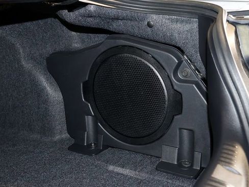 Used 2025 Ford Mustang Premium RWD image 27
