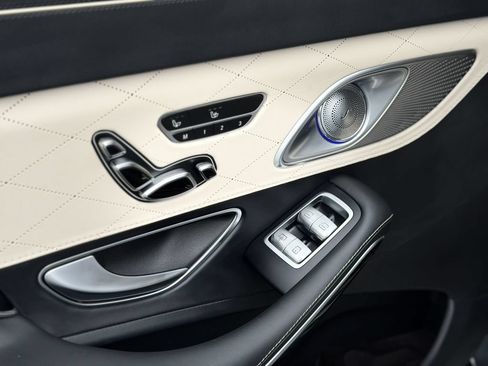 Used 2016 Mercedes-Benz Maybach S 600 image 19
