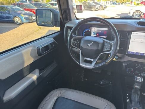 Used 2022 Ford Bronco Wildtrak AWD/4WD image 27