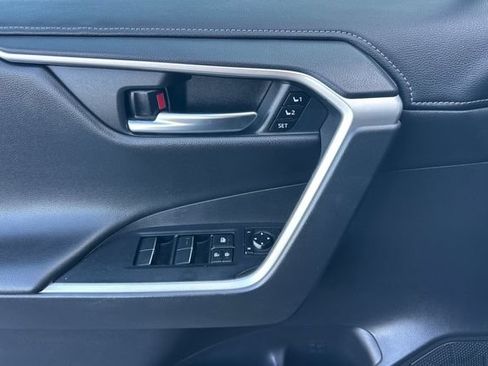 Certified 2020 Toyota RAV4 Limited FWD image 14