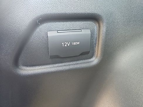 New 2026 Hyundai Tucson Limited image 40