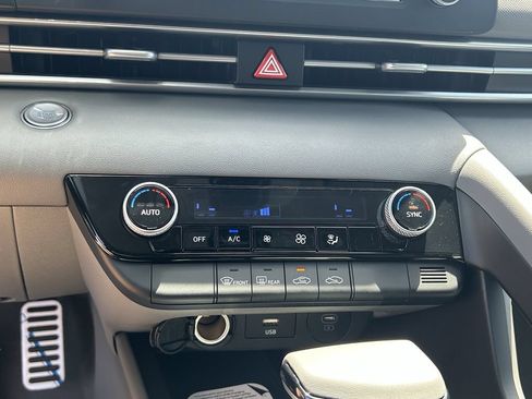 New 2026 Hyundai Elantra Sport FWD image 24
