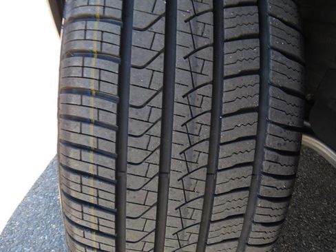 Used 2023 Mercedes-Benz GLS 450 4MATIC image 24