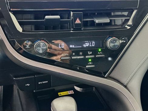 Certified 2023 Toyota Camry XLE FWD image 15