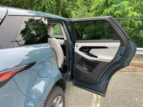 Certified 2025 Land Rover Range Rover Evoque S image 18