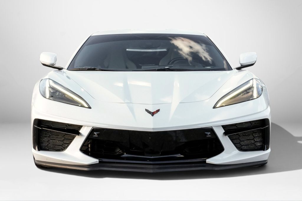 Used 2020 Chevrolet Corvette Stingray Preferred Cpe w/ 2LT Preferred Equipment Group RWD image 3