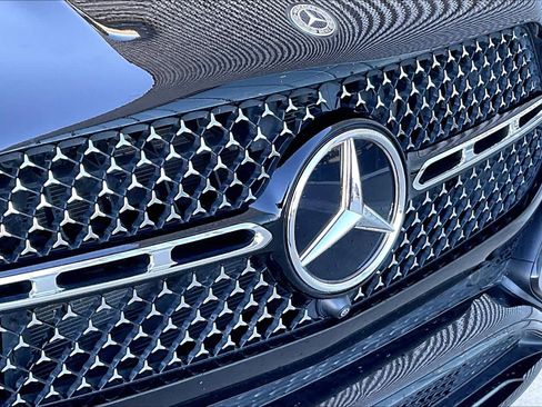 Used 2024 Mercedes-Benz GLE 350 4MATIC image 27