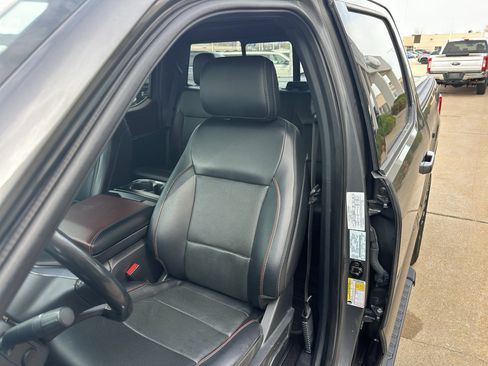 Used 2023 Ford F150 Lariat w/ Equipment Group 502A High image 31