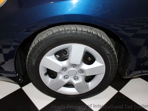 Used 2005 Toyota Matrix image 32