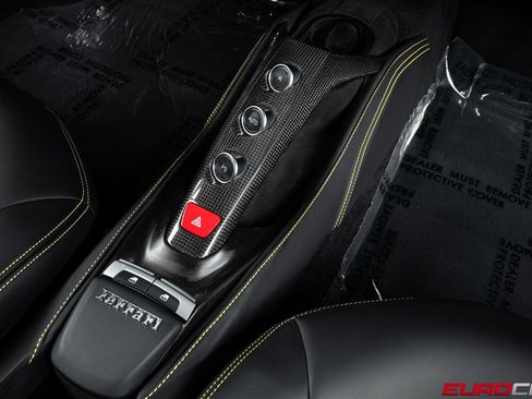 Used 2018 Ferrari 488 GTB RWD image 33