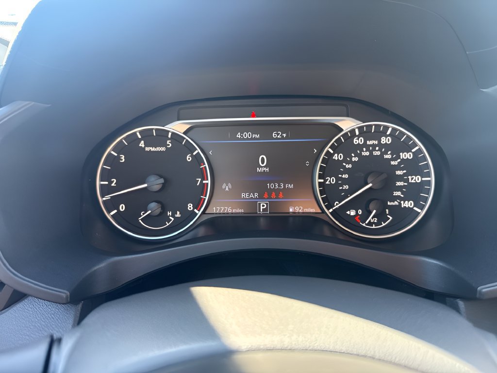 Used 2023 Nissan Altima 2.5 SV FWD image 24