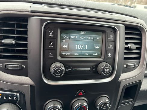 Used 2018 RAM 1500 Express w/ Express Value Package image 18