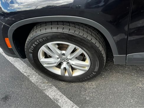 Used 2017 Volkswagen Tiguan S AWD/4WD image 14