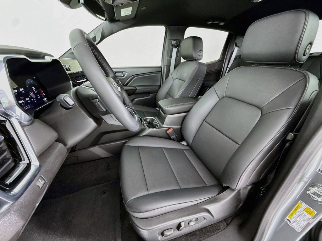 Used 2026 GMC Canyon Elevation w/ Convenience Package RWD image 5