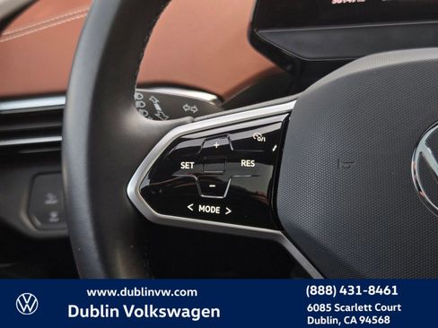 Certified 2022 Volkswagen ID.4 Pro S w/ Gradient Package image 20