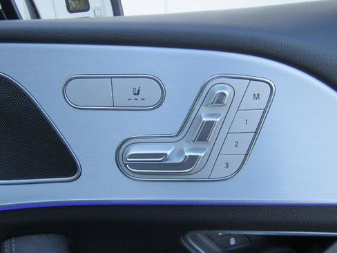 Used 2024 Mercedes-Benz GLE 450e 4MATIC image 23