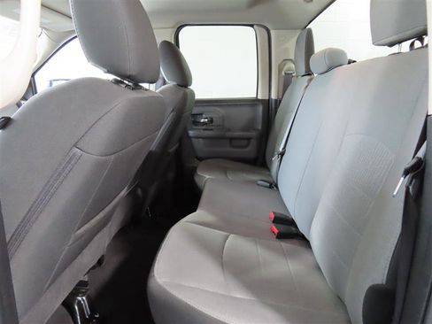 Used 2024 RAM 1500 Classic SLT image 28