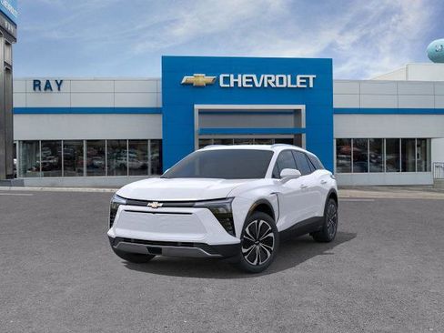 New 2025 Chevrolet Blazer EV LT image 38