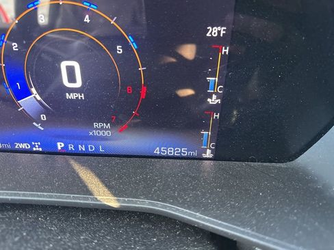 Used 2023 Chevrolet Colorado Trail Boss w/ Technology Package image 26