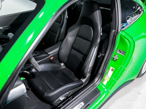 Used 2014 Porsche 911 Carrera 4S image 21