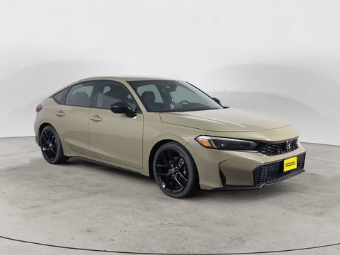 Used 2025 Honda Civic Sport image 3